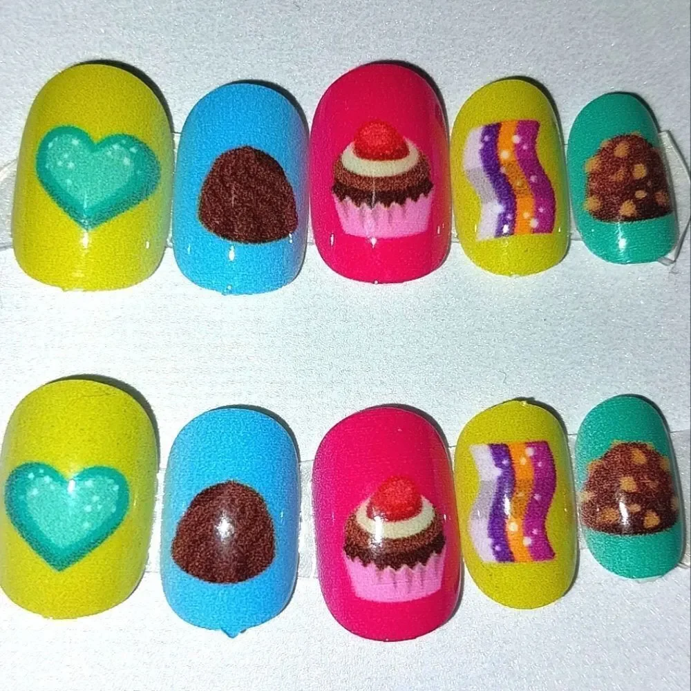 Kids sweet treats custom 10pc  press on nails for girls and teens
